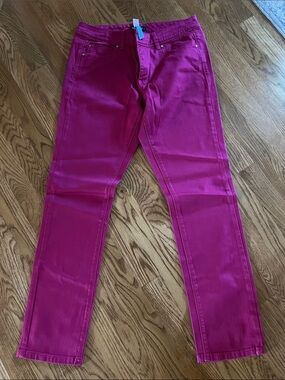 White House Black Market Women's Straight Leg Jeans in Fuchsia